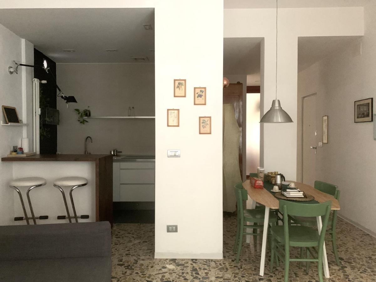 Il Giardino Segreto Apartment Парма Екстериор снимка